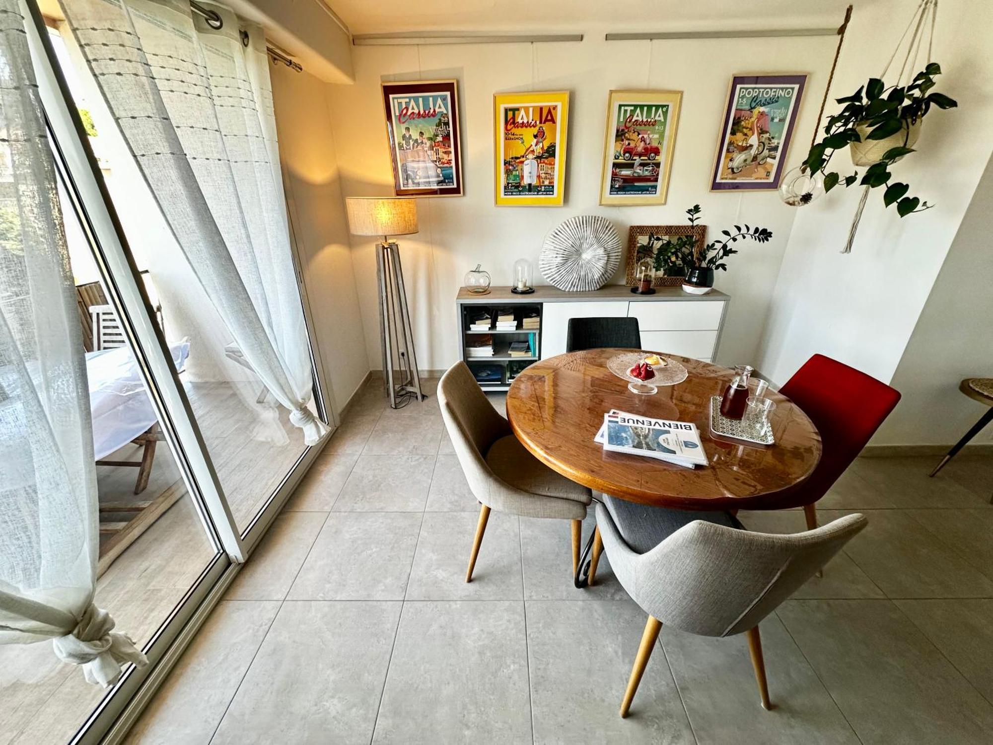 Cassis Village Options Parking And Baby Exterior foto